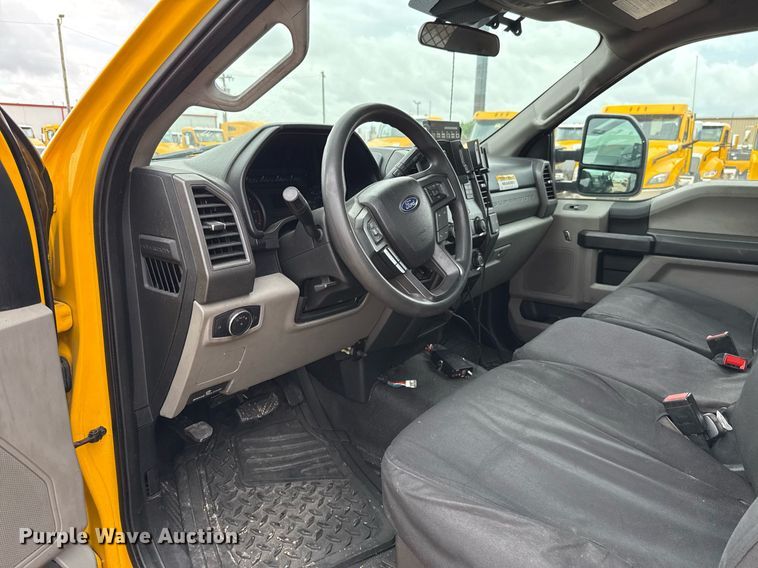 image for item EJ4802 2021 Ford F350 Super Duty utility bed pickup truck