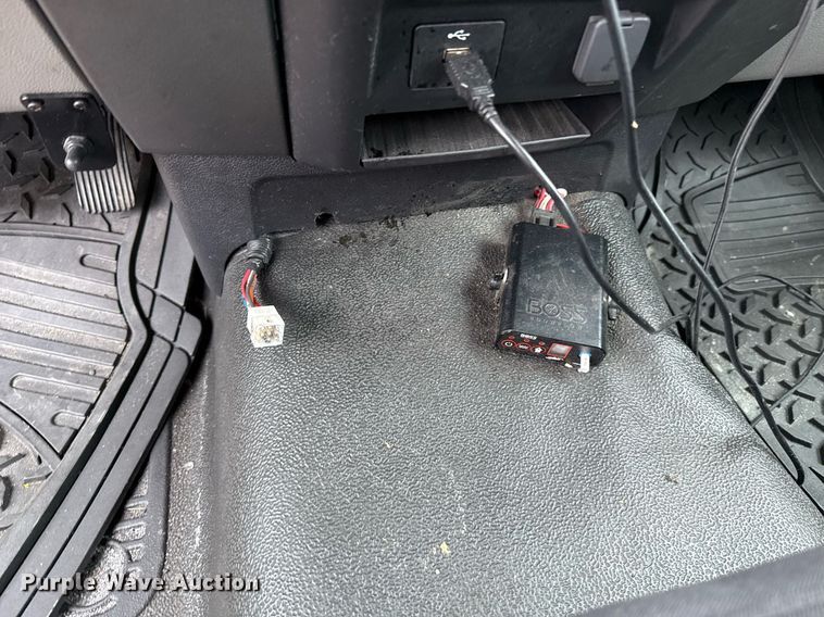 image for item EJ4802 2021 Ford F350 Super Duty utility bed pickup truck