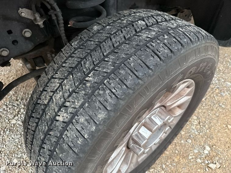 image for item EJ4802 2021 Ford F350 Super Duty utility bed pickup truck