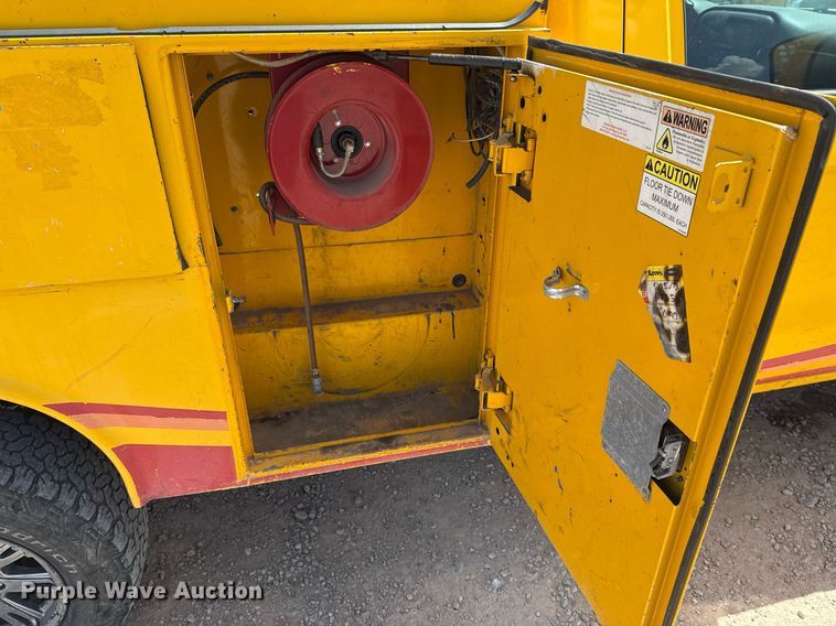 image for item EJ4804 2016 Chevrolet Silverado 3500HD utility bed pickup truck