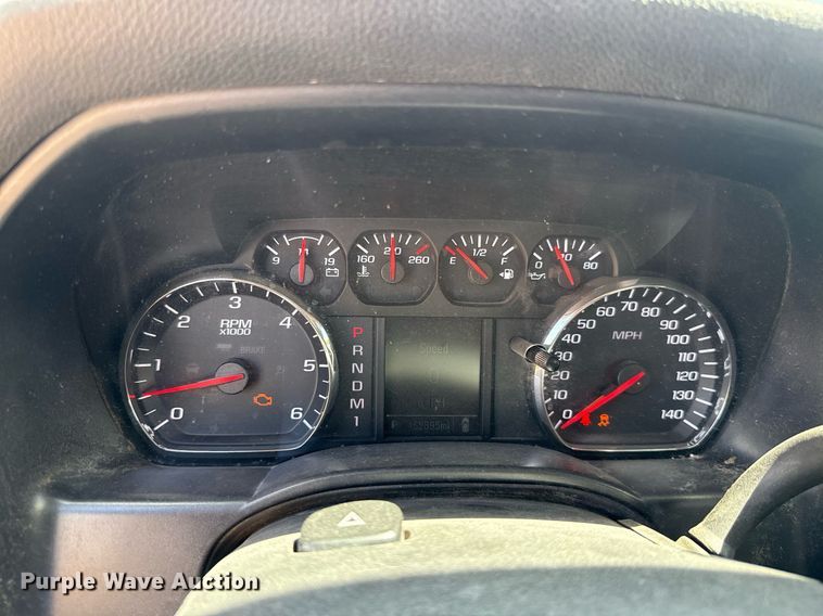 image for item EJ4804 2016 Chevrolet Silverado 3500HD utility bed pickup truck