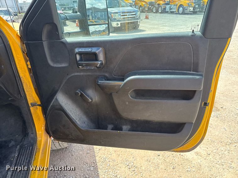 image for item EJ4804 2016 Chevrolet Silverado 3500HD utility bed pickup truck