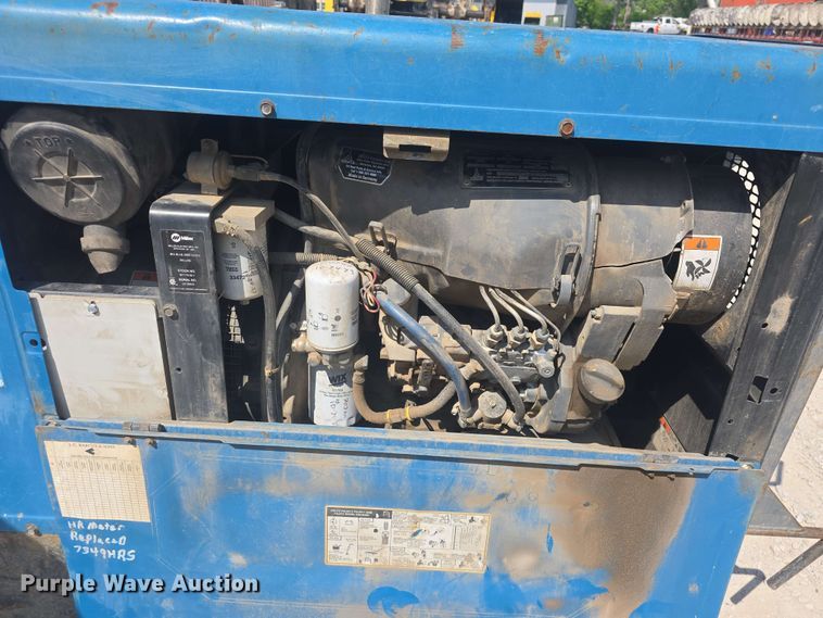 image for item EK5221 Miller Big Blue 500D welder/generator