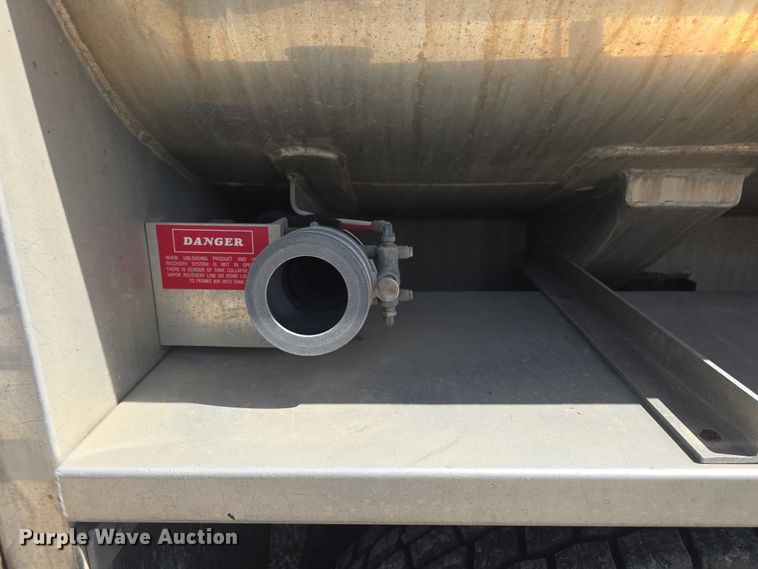 image for item EK5346 Almac Tank International Inc. fuel / lube bed 