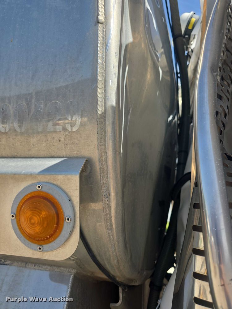 image for item EK5346 Almac Tank International Inc. fuel / lube bed 