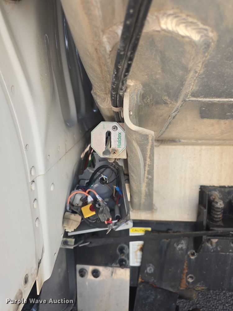 image for item EK5346 Almac Tank International Inc. fuel / lube bed 