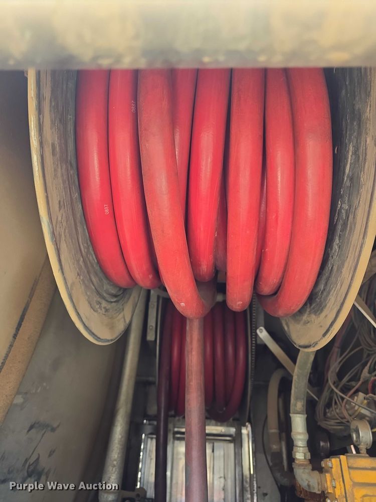 image for item EK5346 Almac Tank International Inc. fuel / lube bed 