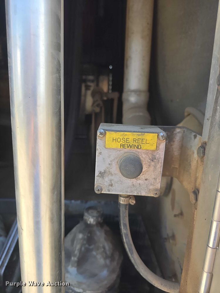 image for item EK5346 Almac Tank International Inc. fuel / lube bed 