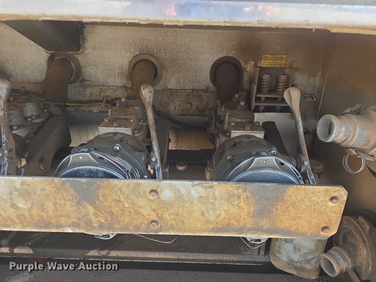 image for item EK5346 Almac Tank International Inc. fuel / lube bed 