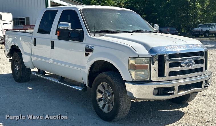 image for item EK8093 2008 Ford F250 Super Duty Lariat Crew Cab pickup truck
