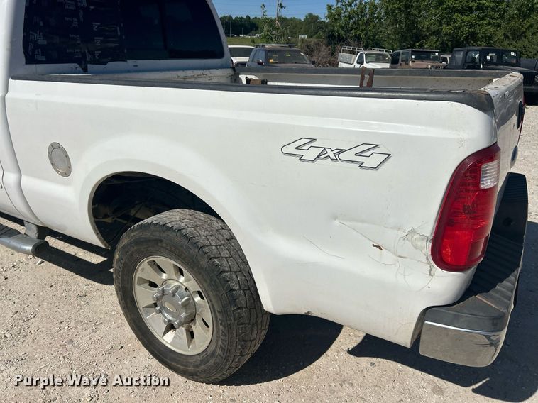 image for item EK8093 2008 Ford F250 Super Duty Lariat Crew Cab pickup truck