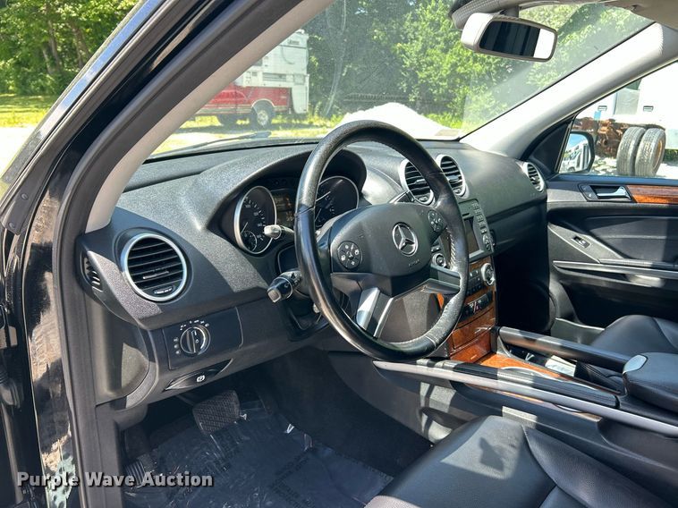 image for item EK8158 2009 Mercedes-Benz ML350 SUV