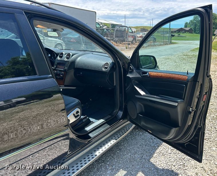 image for item EK8158 2009 Mercedes-Benz ML350 SUV