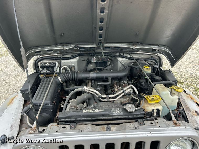 image for item EK8192 2002 Jeep Wrangler Sport SUV