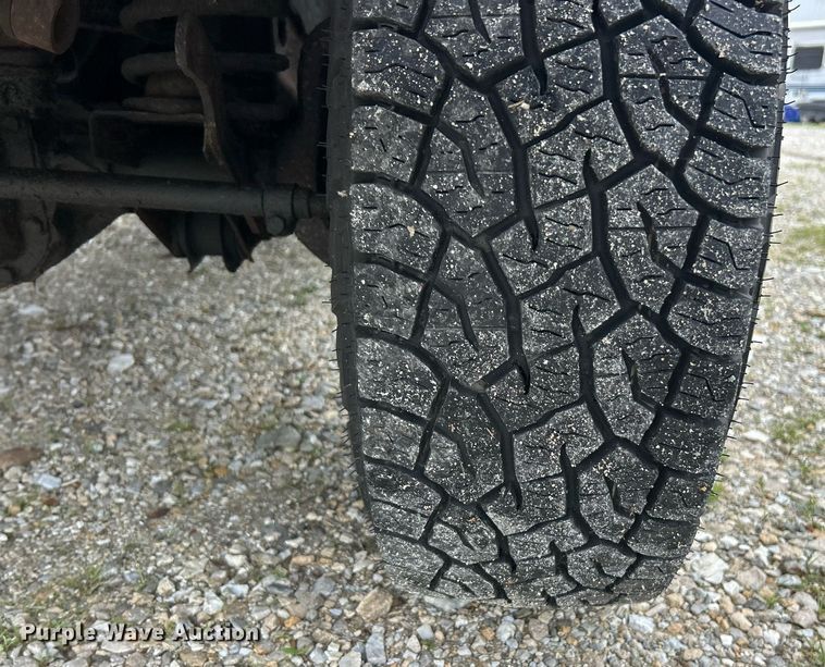 image for item EK8192 2002 Jeep Wrangler Sport SUV