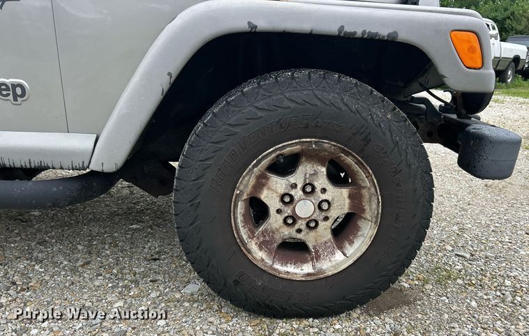 image for item EK8192 2002 Jeep Wrangler Sport SUV