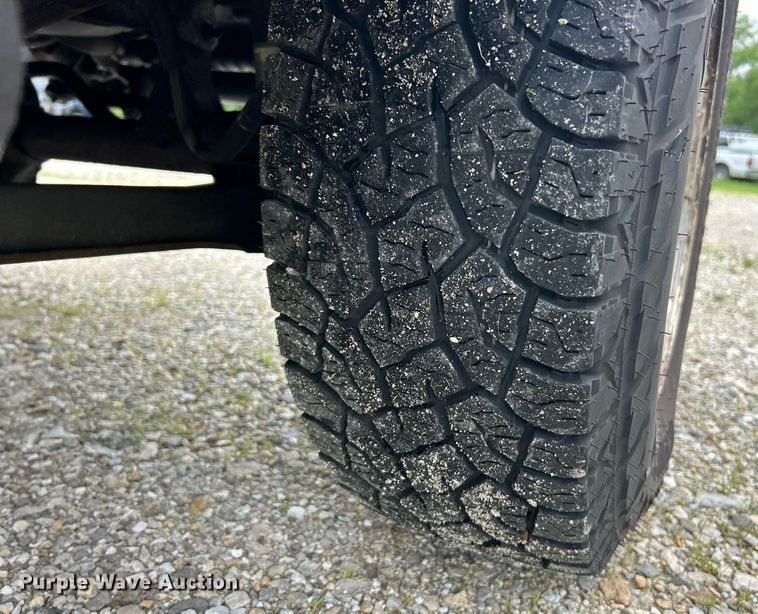 image for item EK8192 2002 Jeep Wrangler Sport SUV