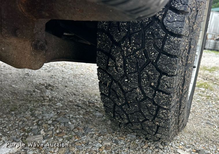 image for item EK8192 2002 Jeep Wrangler Sport SUV