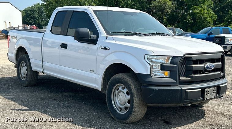 image for item EK8207 2015 Ford F150 XL SuperCab pickup truck