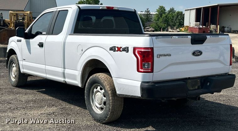 image for item EK8207 2015 Ford F150 XL SuperCab pickup truck