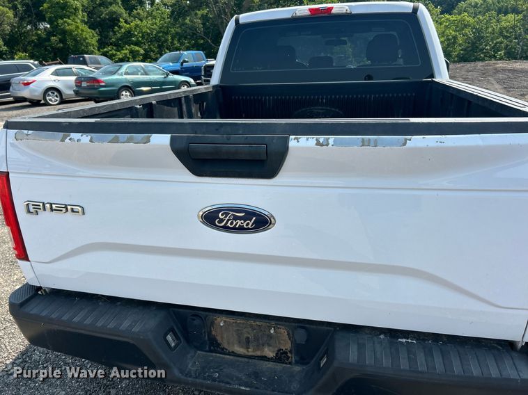 image for item EK8207 2015 Ford F150 XL SuperCab pickup truck
