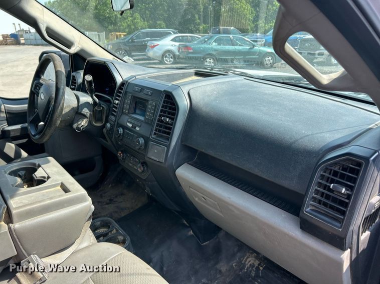 image for item EK8207 2015 Ford F150 XL SuperCab pickup truck