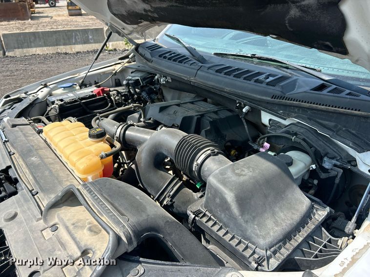 image for item EK8207 2015 Ford F150 XL SuperCab pickup truck