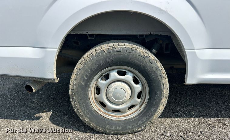 image for item EK8207 2015 Ford F150 XL SuperCab pickup truck