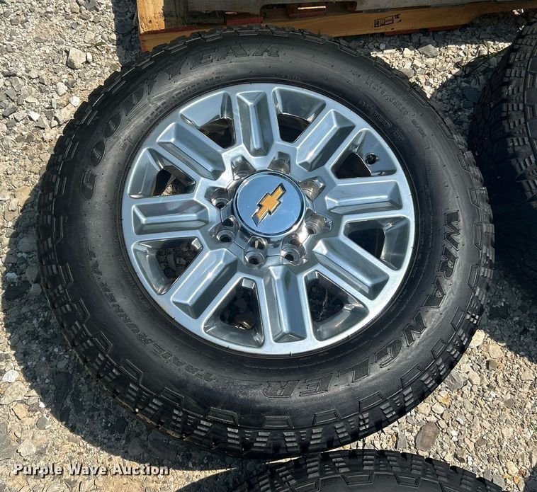 image for item EK8212 (4) 275/65/20 Goodyear Wrangler tires and wheels