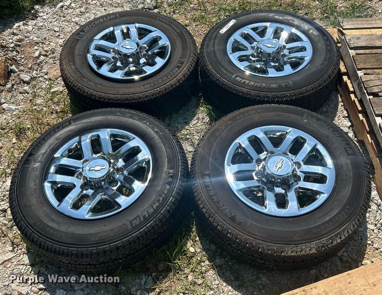 image for item EK8213 (4) 265/70/18 Michelin LTxA/TA tires and wheels