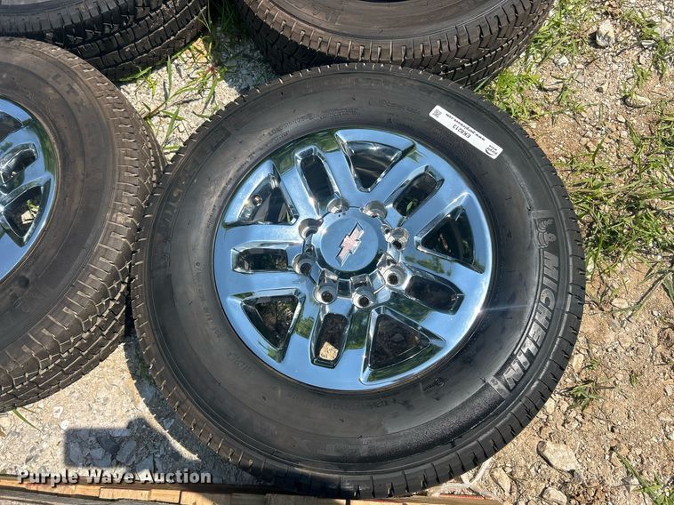 image for item EK8213 (4) 265/70/18 Michelin LTxA/TA tires and wheels