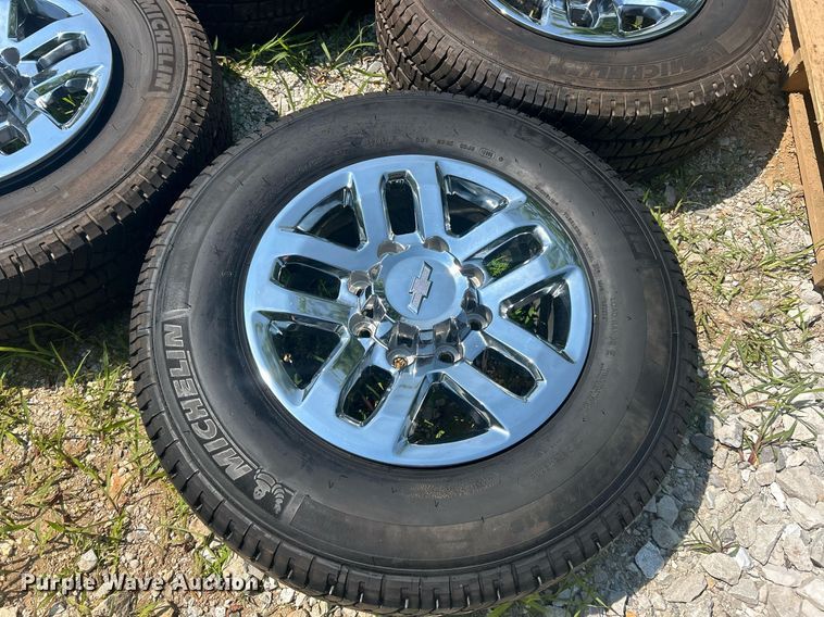 image for item EK8213 (4) 265/70/18 Michelin LTxA/TA tires and wheels