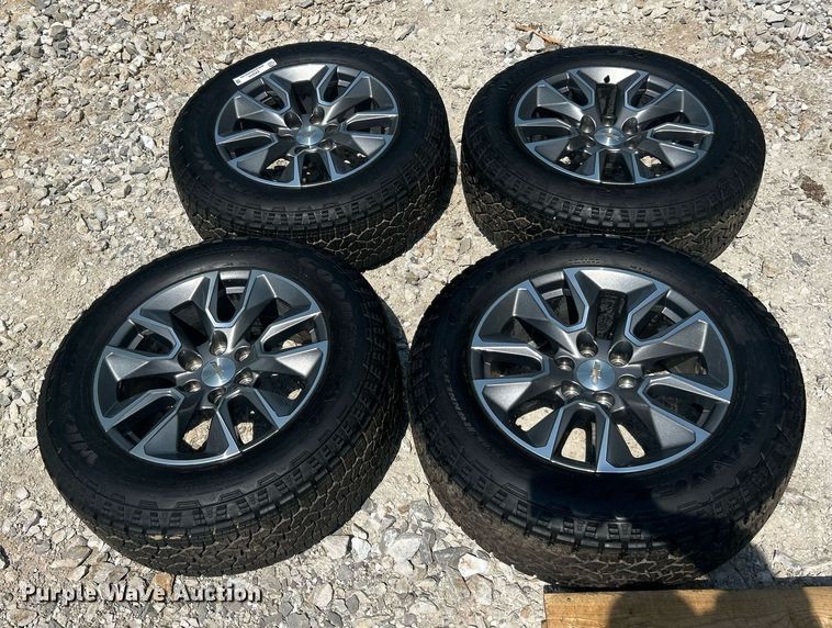 image for item EK8214 (4) 275/60R20 Goodyear Wrangler tires and wheels