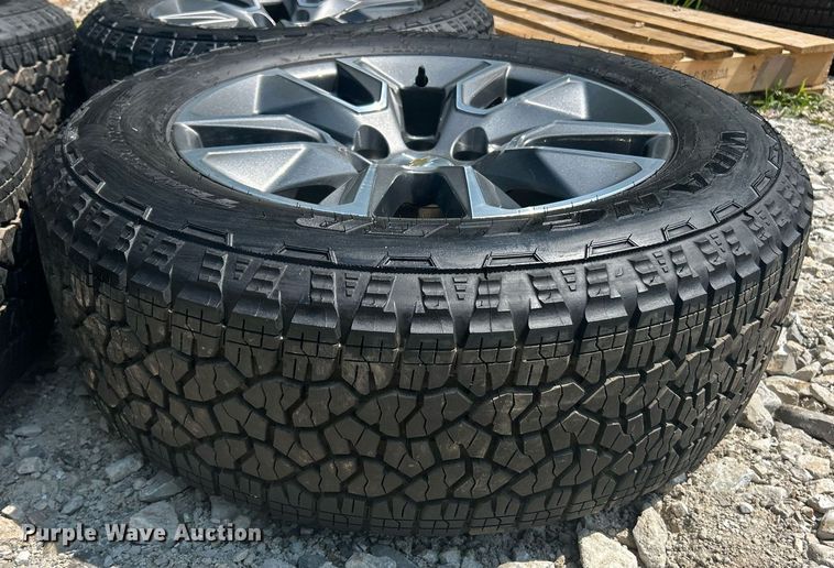 image for item EK8214 (4) 275/60R20 Goodyear Wrangler tires and wheels
