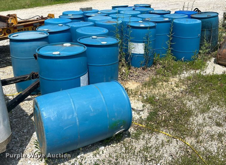 image for item EK8219 (31) plastic barrels