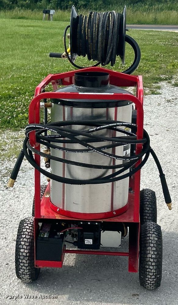 image for item EK8221 2024 Magnum 4000 GS18 pressure washer