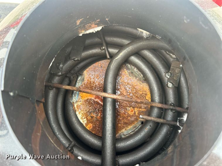 image for item EK8221 2024 Magnum 4000 GS18 pressure washer