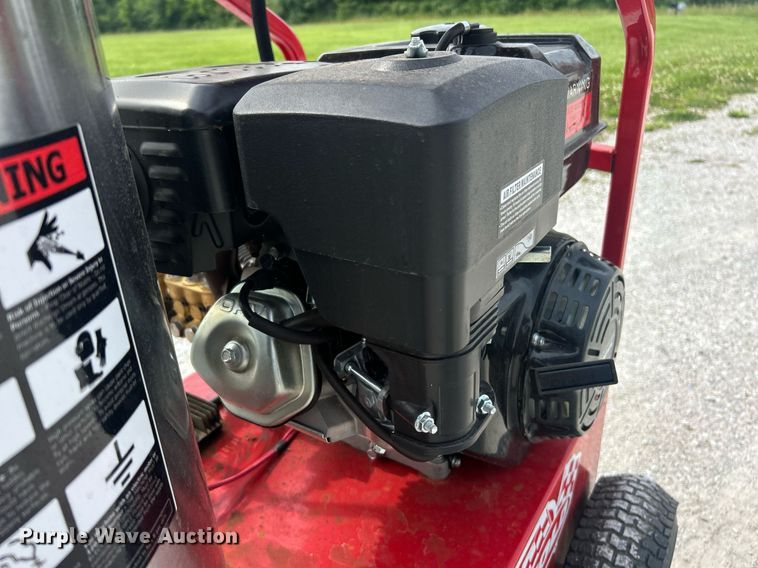 image for item EK8221 2024 Magnum 4000 GS18 pressure washer