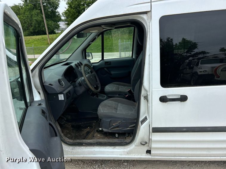 image for item EK8227 2012 Ford Transit Connect van