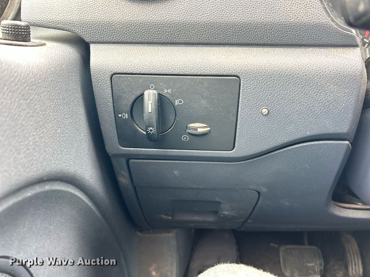 image for item EK8227 2012 Ford Transit Connect van