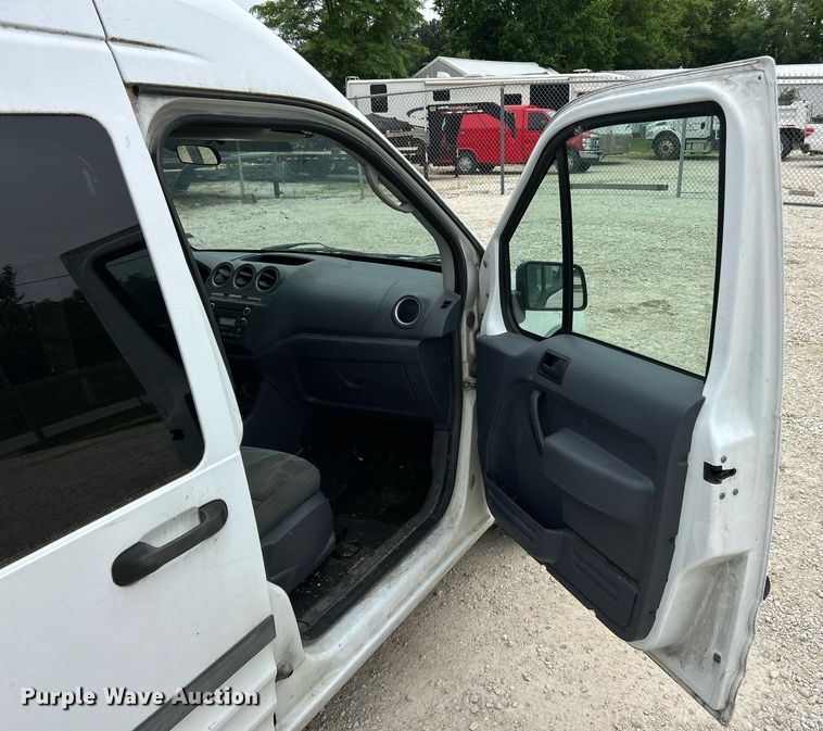 image for item EK8227 2012 Ford Transit Connect van