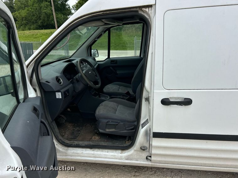 image for item EK8228 2013 Ford Transit Connect van