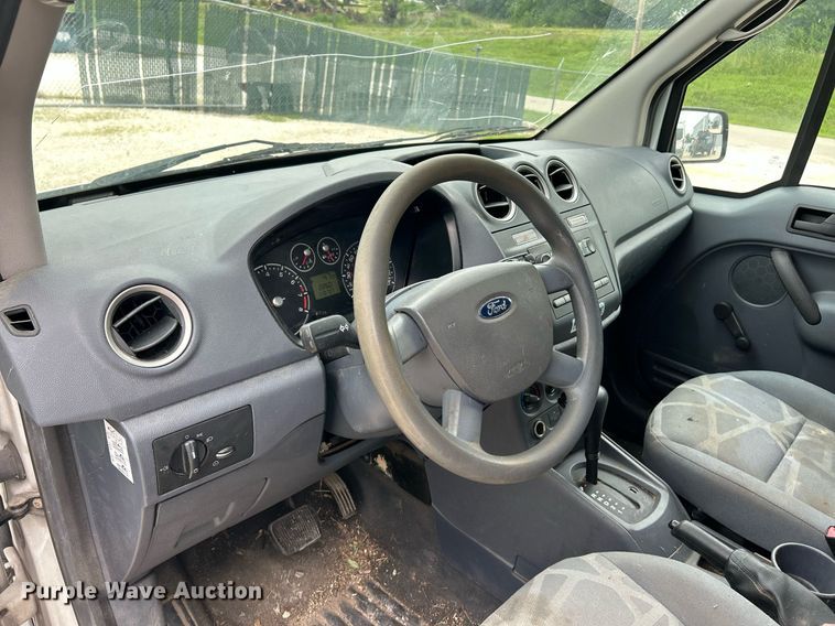 image for item EK8228 2013 Ford Transit Connect van