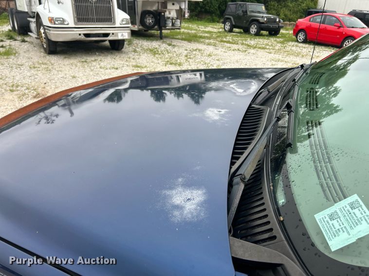 image for item EK8234 2002 Chevrolet Suburban  1500LT  SUV