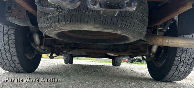 image for item EK8234 2002 Chevrolet Suburban  1500LT  SUV