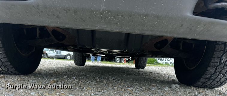 image for item EK8234 2002 Chevrolet Suburban  1500LT  SUV