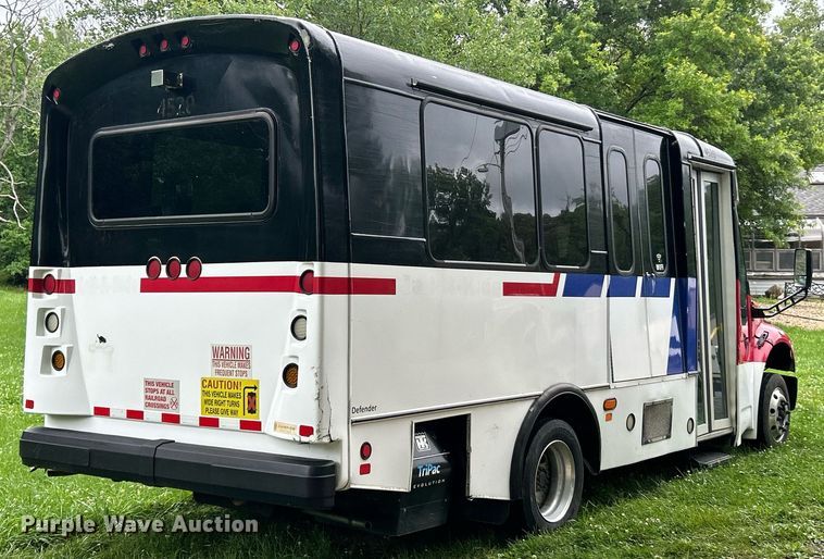 image for item EK8244 2015 Freightliner M2 shuttle bus