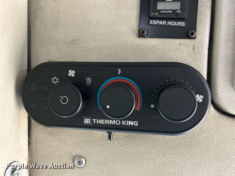 image for item EK8244 2015 Freightliner M2 shuttle bus