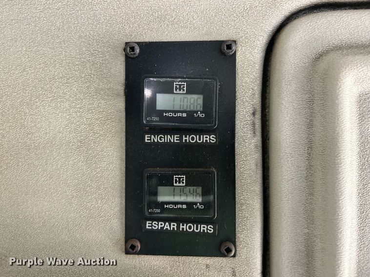 image for item EK8244 2015 Freightliner M2 shuttle bus