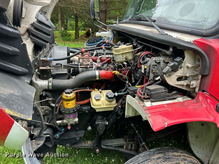 image for item EK8244 2015 Freightliner M2 shuttle bus